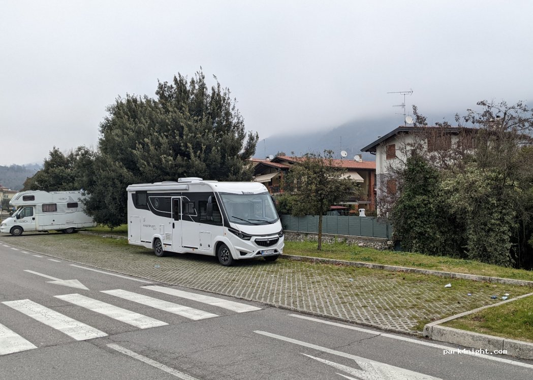 (25087) Salò - 22 Via Romualdo Turrini — foto