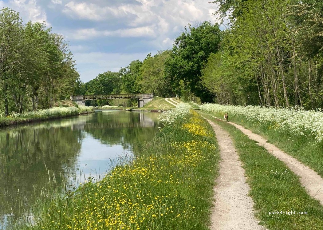 (03230) Gannay-sur-Loire - Le Port des Vanneaux — foto 3