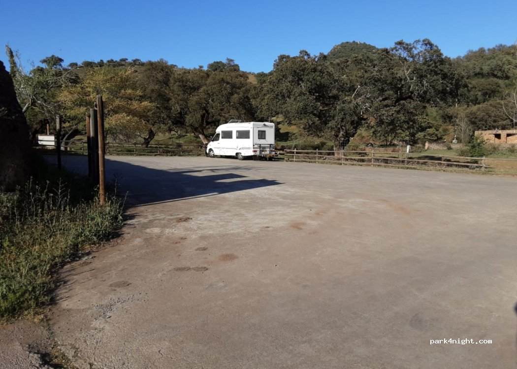 (06280) Fuentes de León - Unnamed Road — foto 4