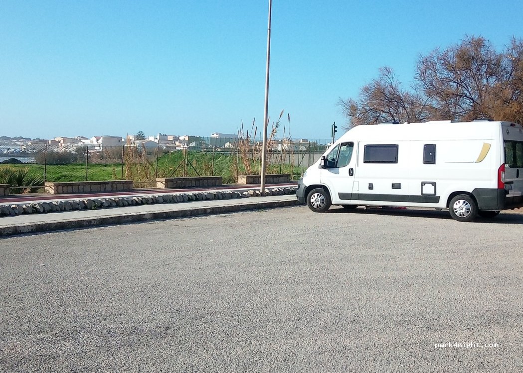 (97100) Marina di Ragusa - 8 Via Gallipoli — foto
