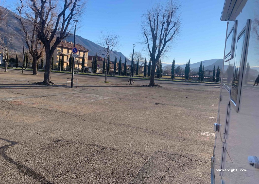 (10053) Bussoleno - 5 Piazza Cavalieri Vittorio Veneto — foto 2
