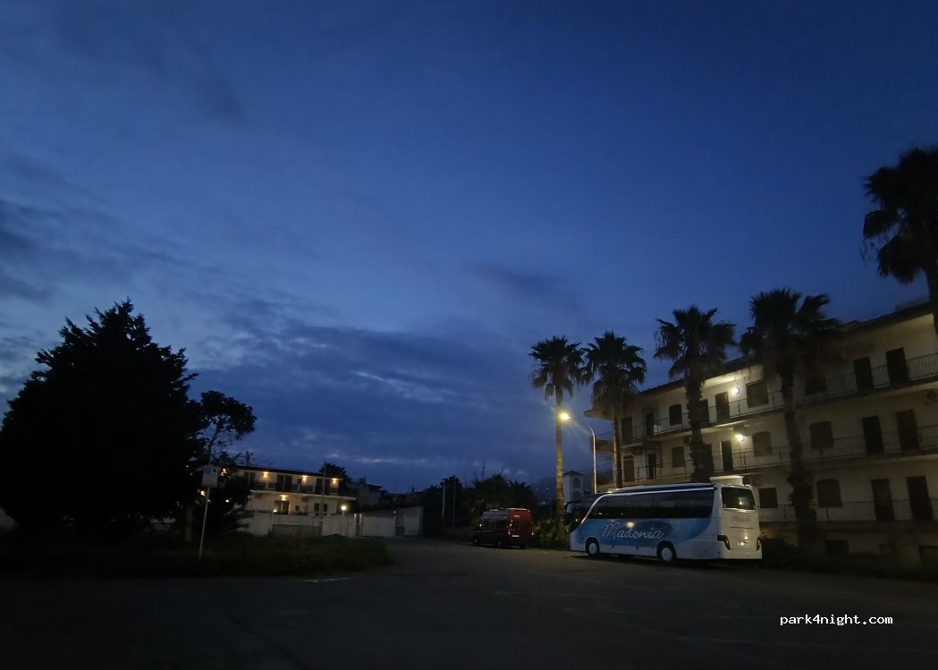 (98035) Giardini Naxos - 12 Viale Dionisio — foto 4