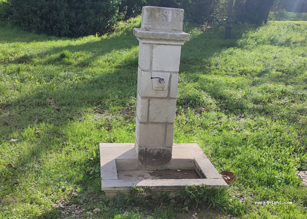(56010) Vicopisano - 1A Piazza Gattai — foto