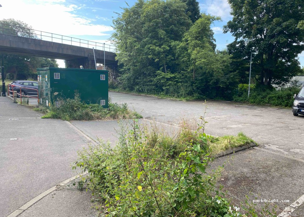 (CH64 9RE) Little Neston - 6 Burton Road — foto