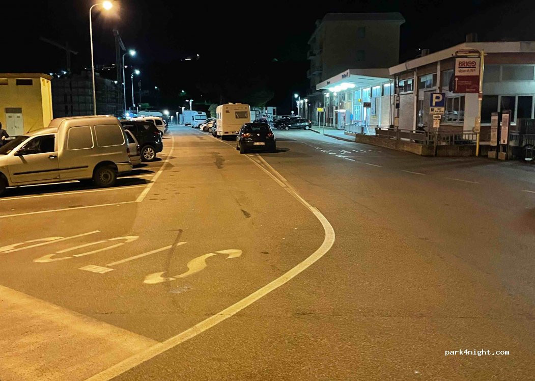 (17019) Varazze - 2 Via Carlo Nocelli — foto 4