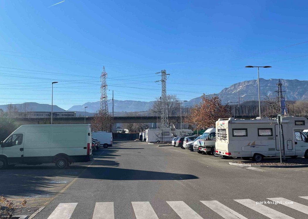 (39100) Bozen - 16 Giuseppe di Vittorio Straße — foto