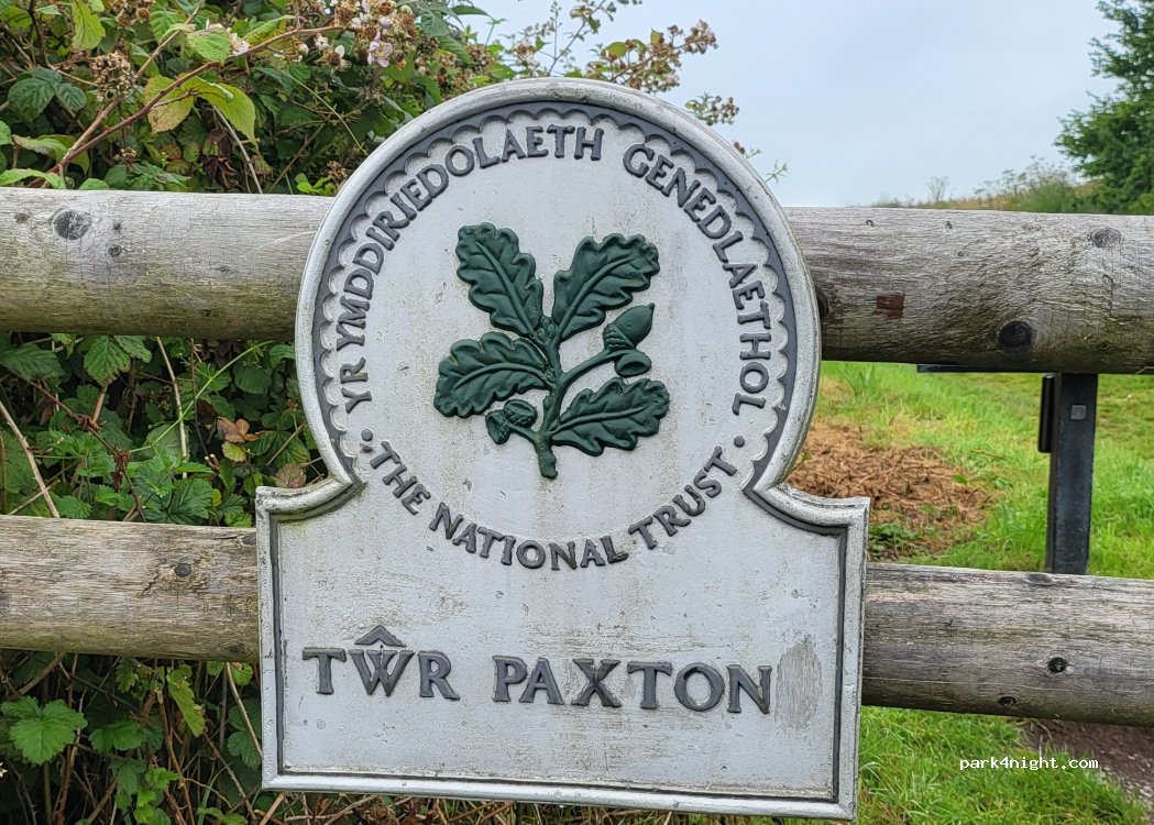 (SA32) Carmarthen - Unnamed Road — foto 3
