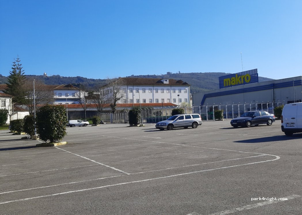 (4715-279) Braga - 26 Rua António de Mariz — foto 2