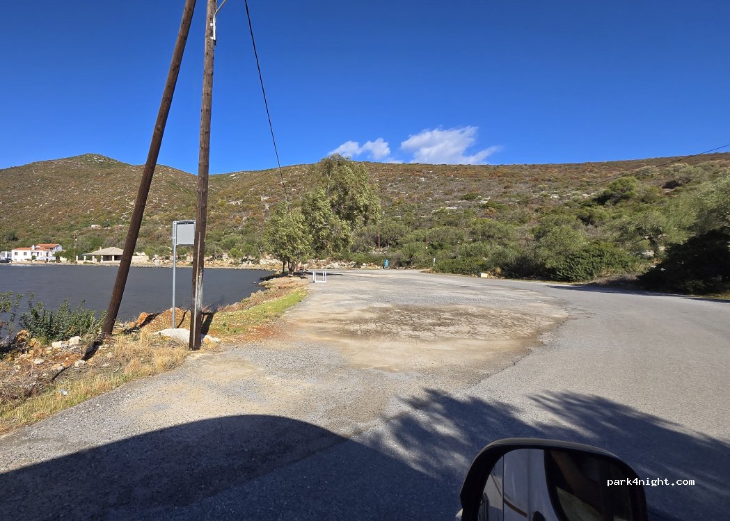 (230 68) Limin Ieraka - Unnamed Road — foto 5