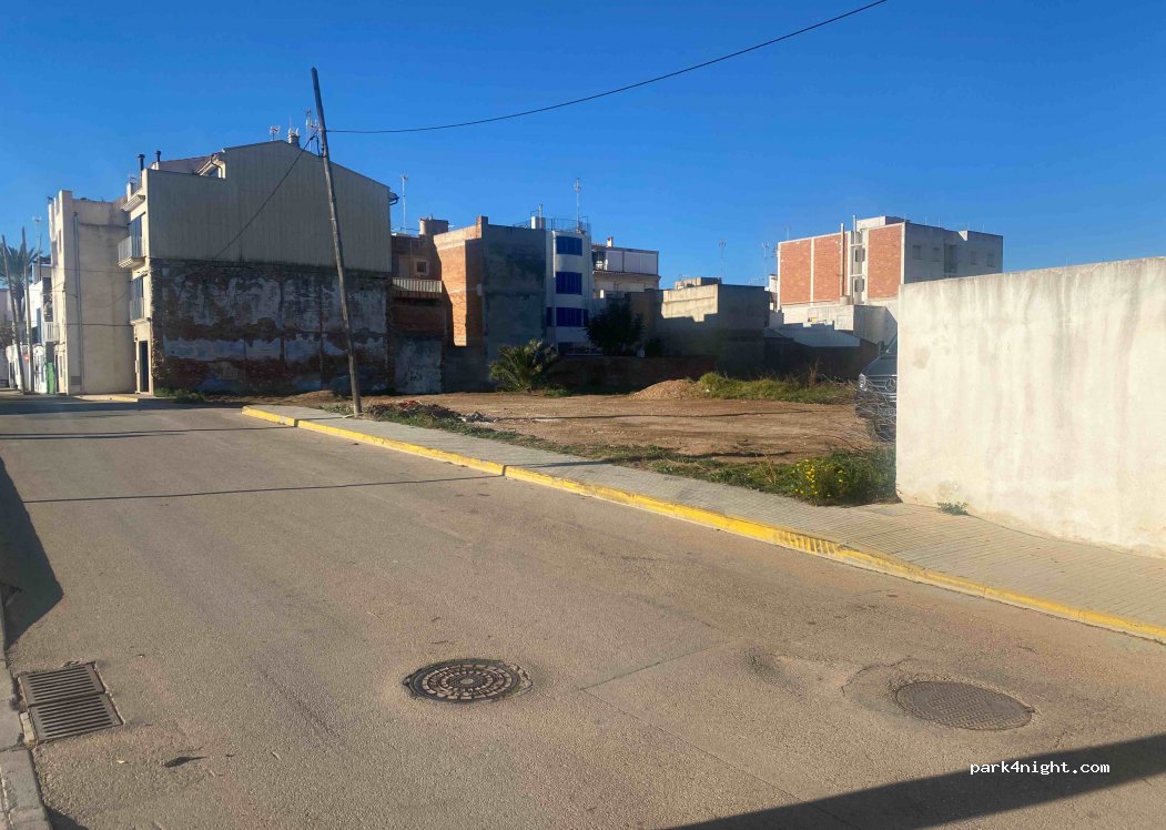 (43569) Alcanar - 19 Carrer Barcelona — foto