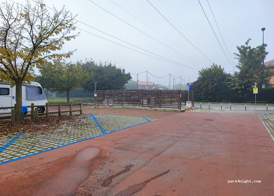 Area Sosta Camper Padova — foto 5
