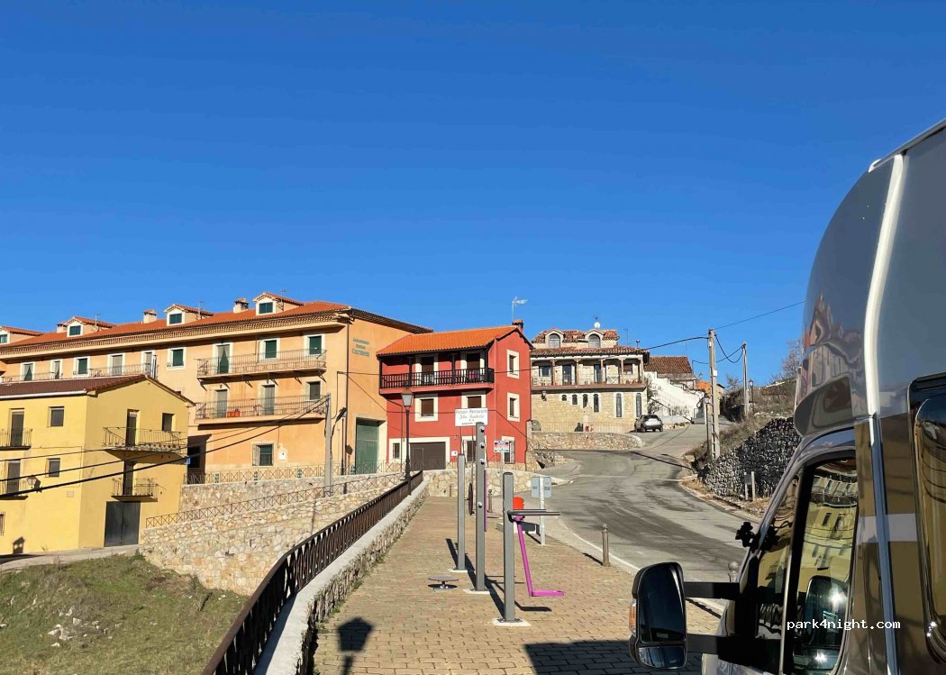 (16870) Beteta - 17 Carretera Tobar — foto 3
