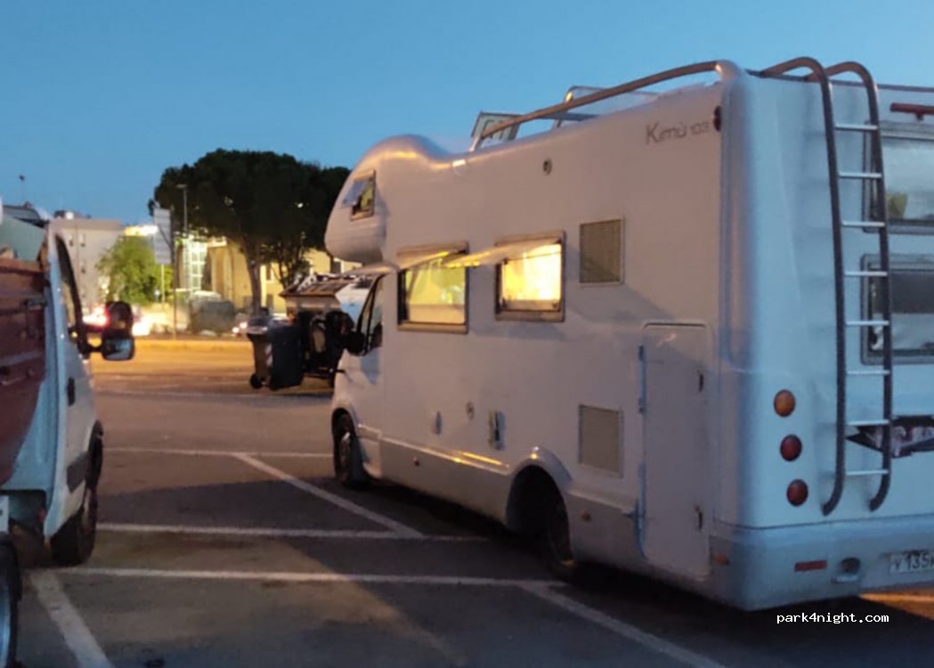 (00053) Civitavecchia - Via Gaspare Pecorelli — foto 4