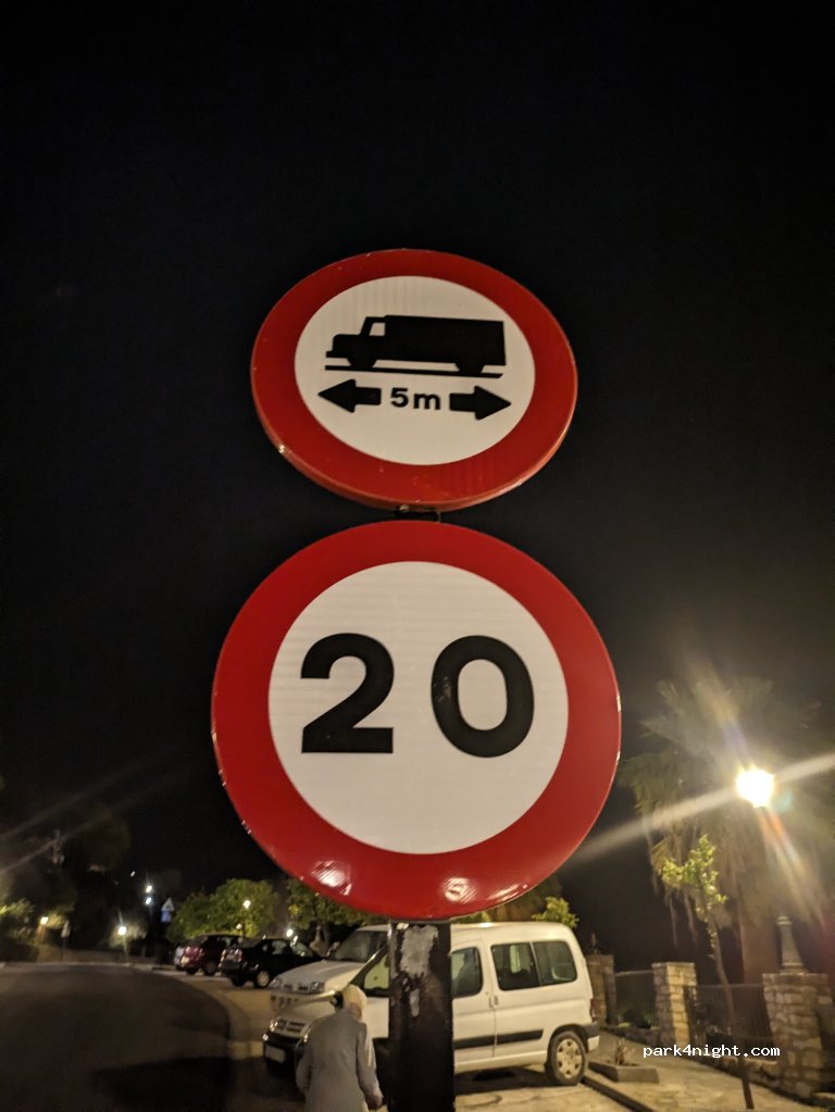 (11688) Zahara de la Sierra - 7 Avenida Andalucia — foto 4