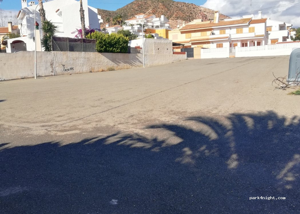 (30889) Calabardina - 19 Calle Vicente Aleixandre — foto