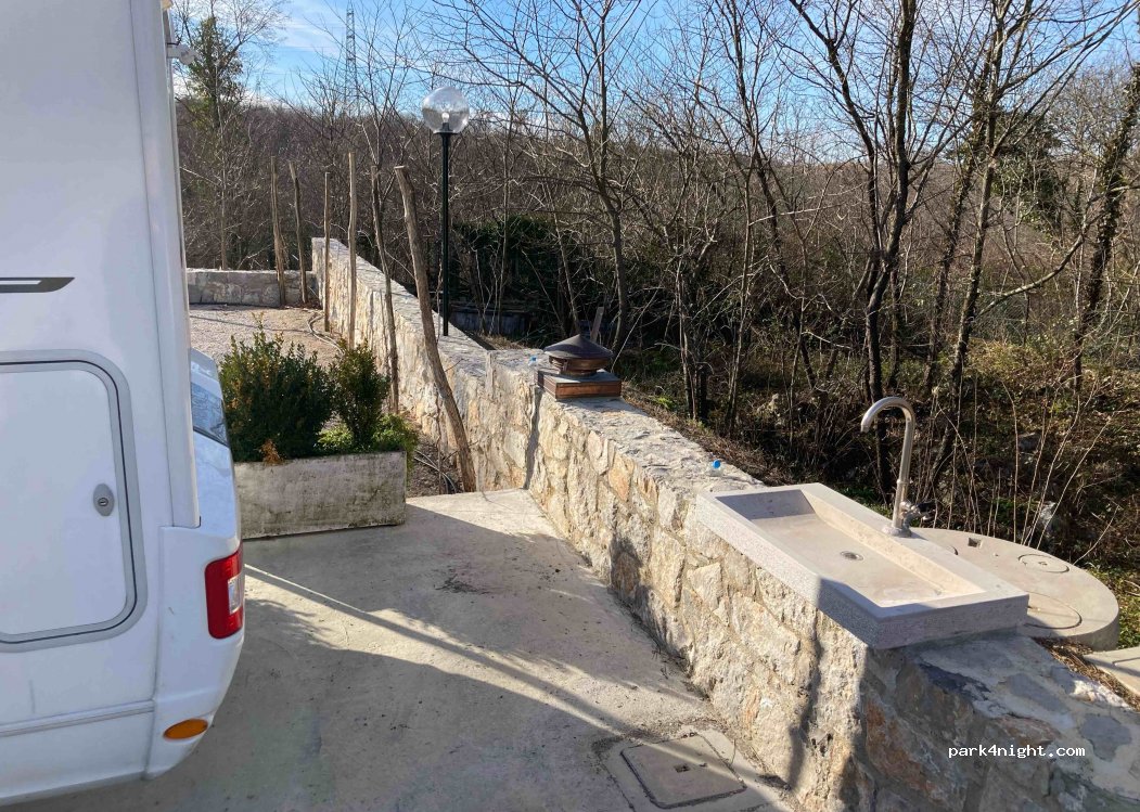 Gruden - Zbogar, agriturismo, vendita formaggi, carne, salumi, vino, verdura — foto