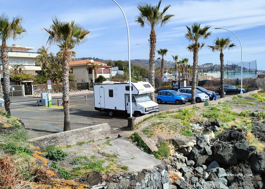 (95021) Aci Castello - 9B Via Giacinta Pezzana — foto 4
