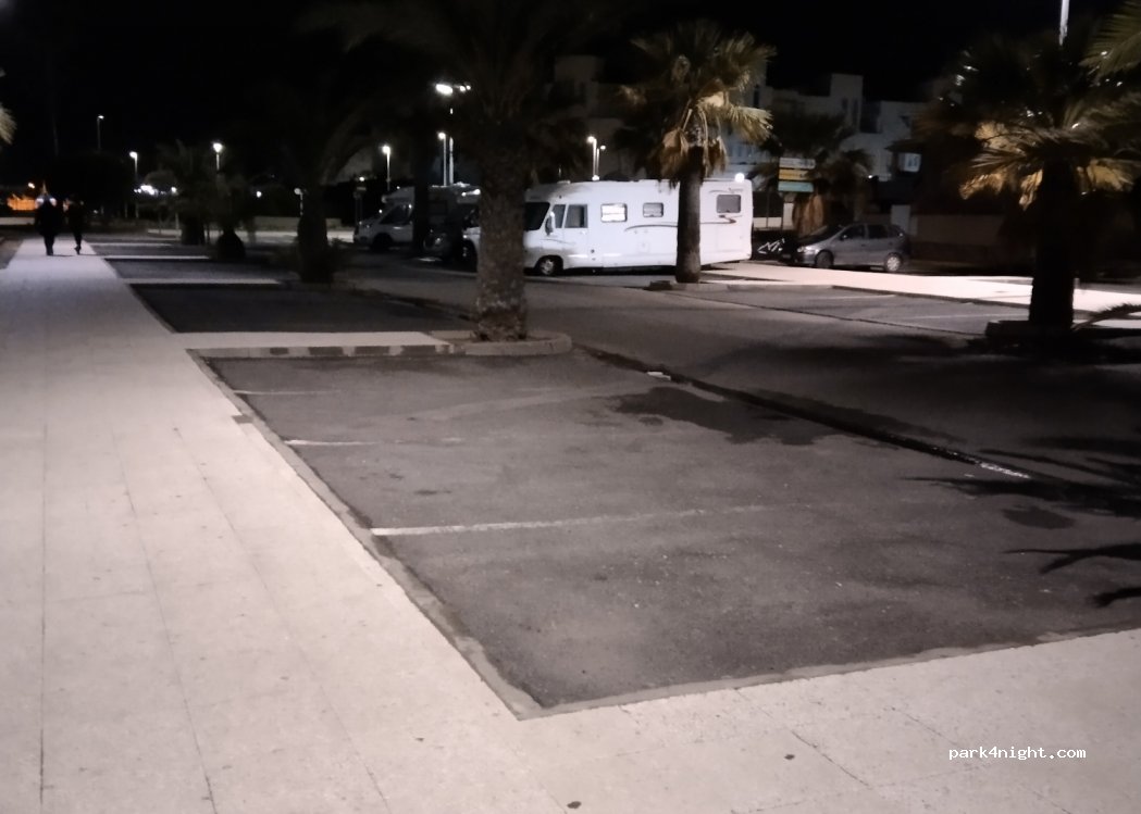(04621) Vera - 78 Paseo Marítimo — foto