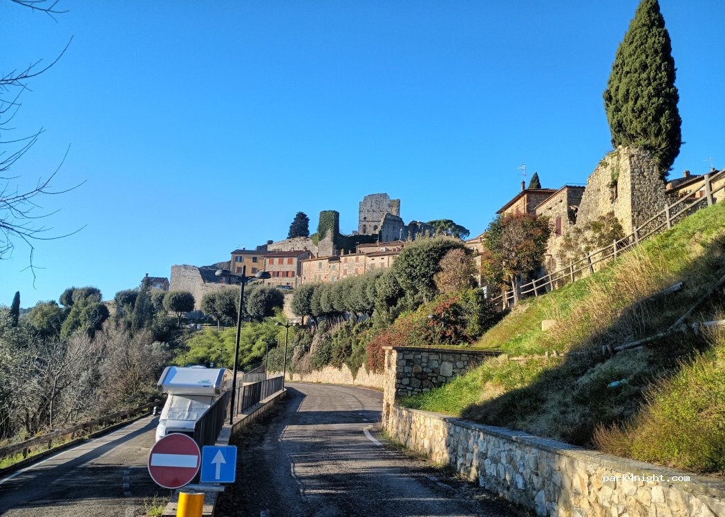 (52041) Civitella In Val di Chiana - Via Martiri di Cicitella — foto 4