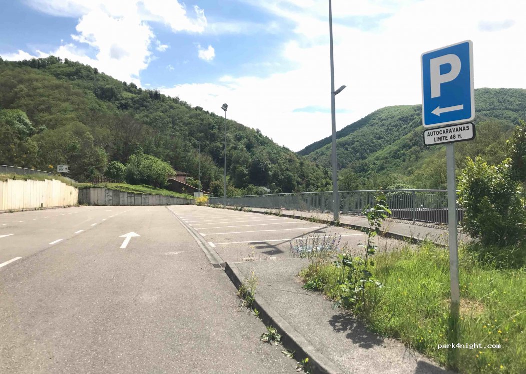 (33117) Santa Marina - 1 Carretera General Bárzana — foto 2