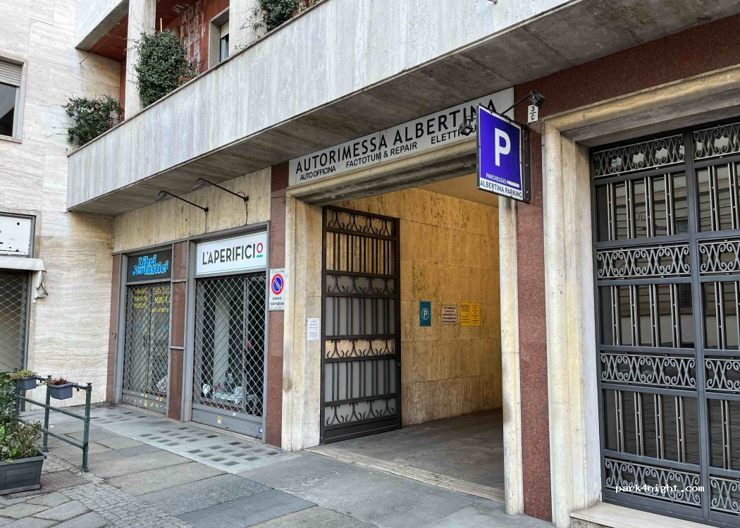 (10123) Torino - 3 Via Accademia Albertina — foto