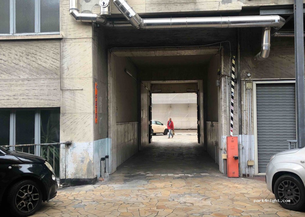 (10123) Torino - 3 Via Accademia Albertina — foto 2