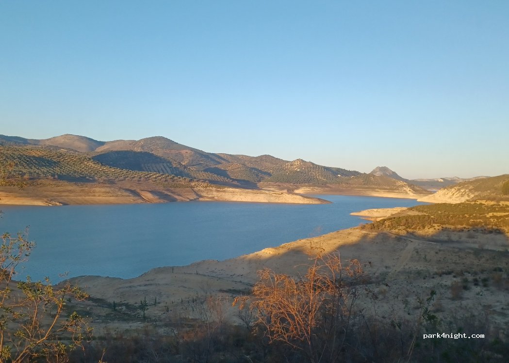(14970) Iznájar - Unnamed Road — foto