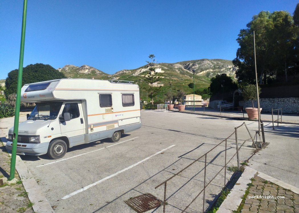 (92010) Siculiana - 10 Via Circonvallazione — foto