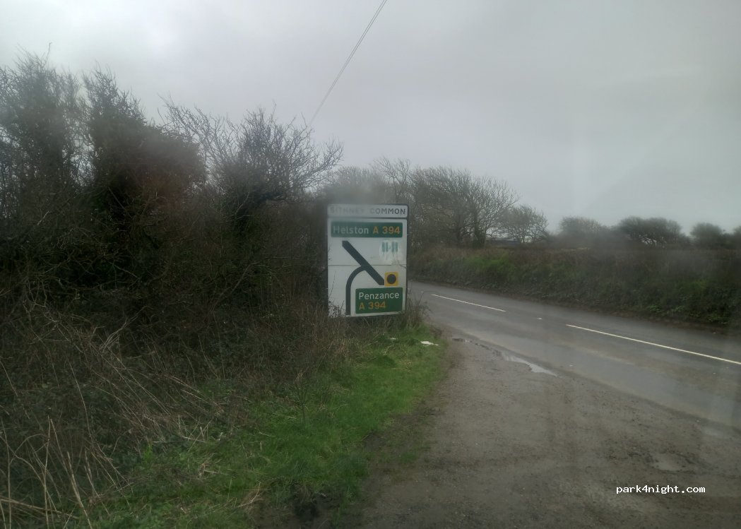 (TR13 0AF) Helston - B3302 — foto