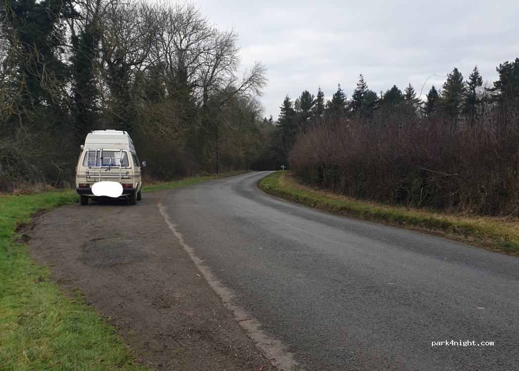 (LE15 8QA) Oakham - Exton Road — foto