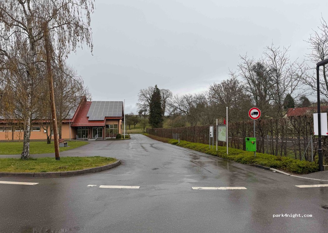 (78247) Hilzingen - 2 Hinter dem Schloßgarten — foto 2