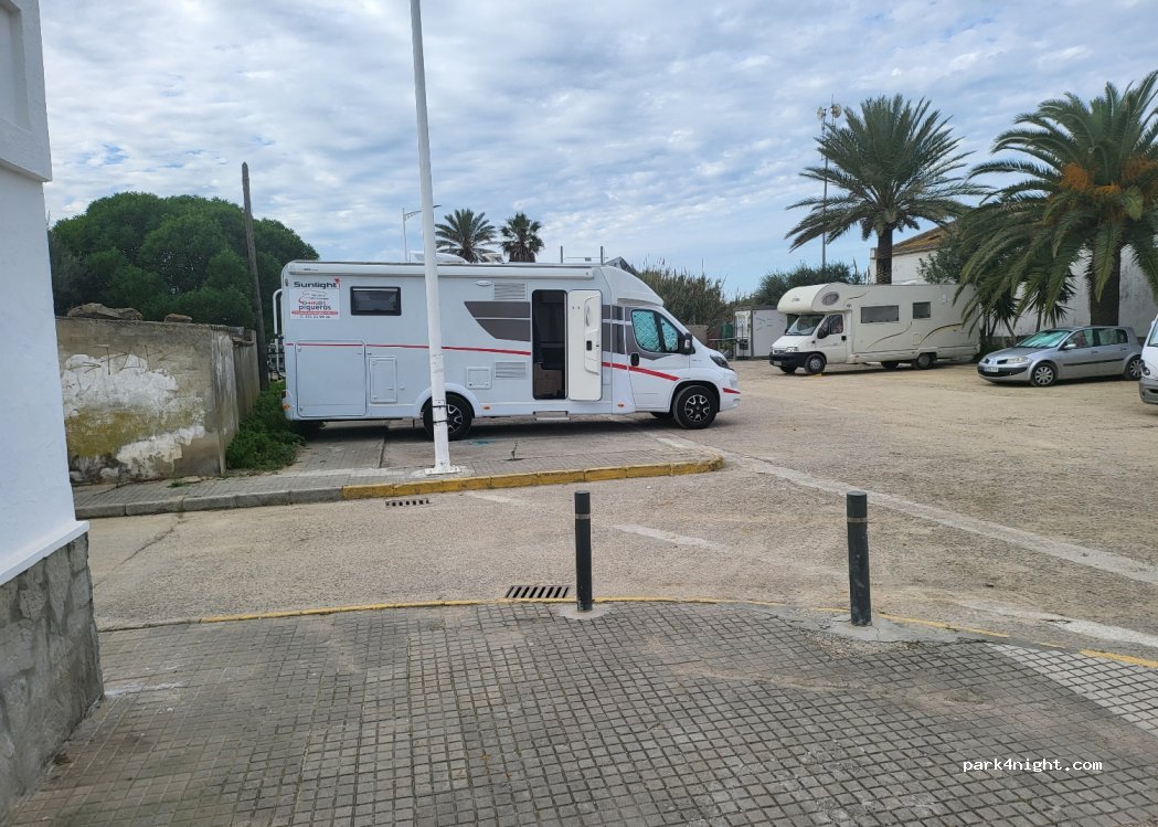 (11393) Zahara de los Atunes - 24 Calle Palacio de las Pilas — foto 2