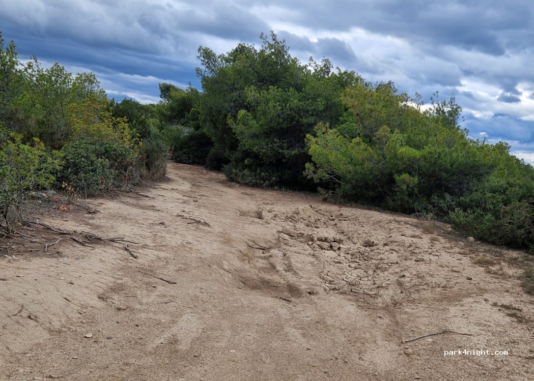 (203 00) Loutraki Agii Theodori - Unnamed Road — foto 4