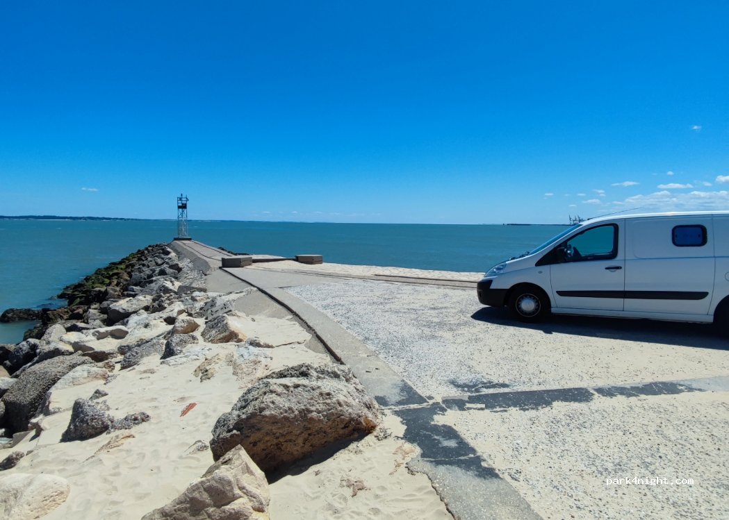 (33123) Le Verdon-sur-Mer - D1215 — foto 3