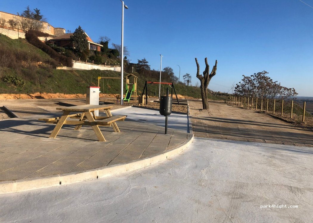 Área de Autocaravanas de Toro — foto 2