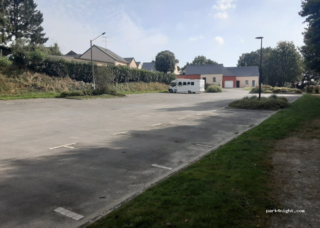 (53220) Saint-Mars-sur-la-Futaie - 30 Rue de Bretagne — foto 2