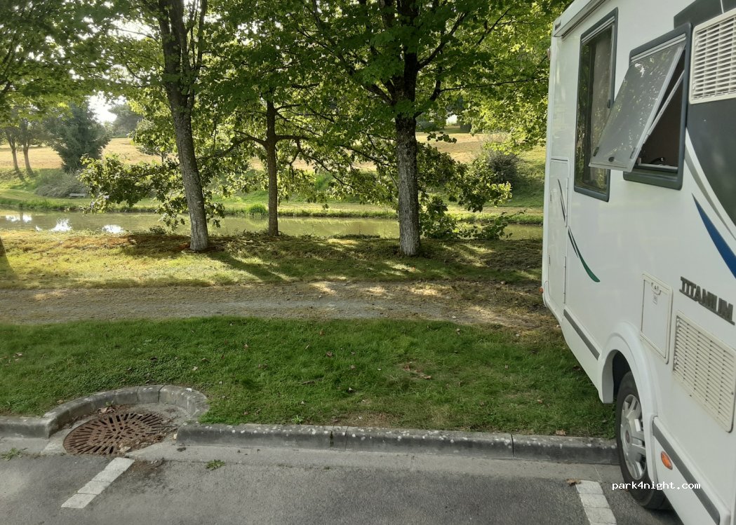 (53220) Saint-Mars-sur-la-Futaie - 30 Rue de Bretagne — foto 3