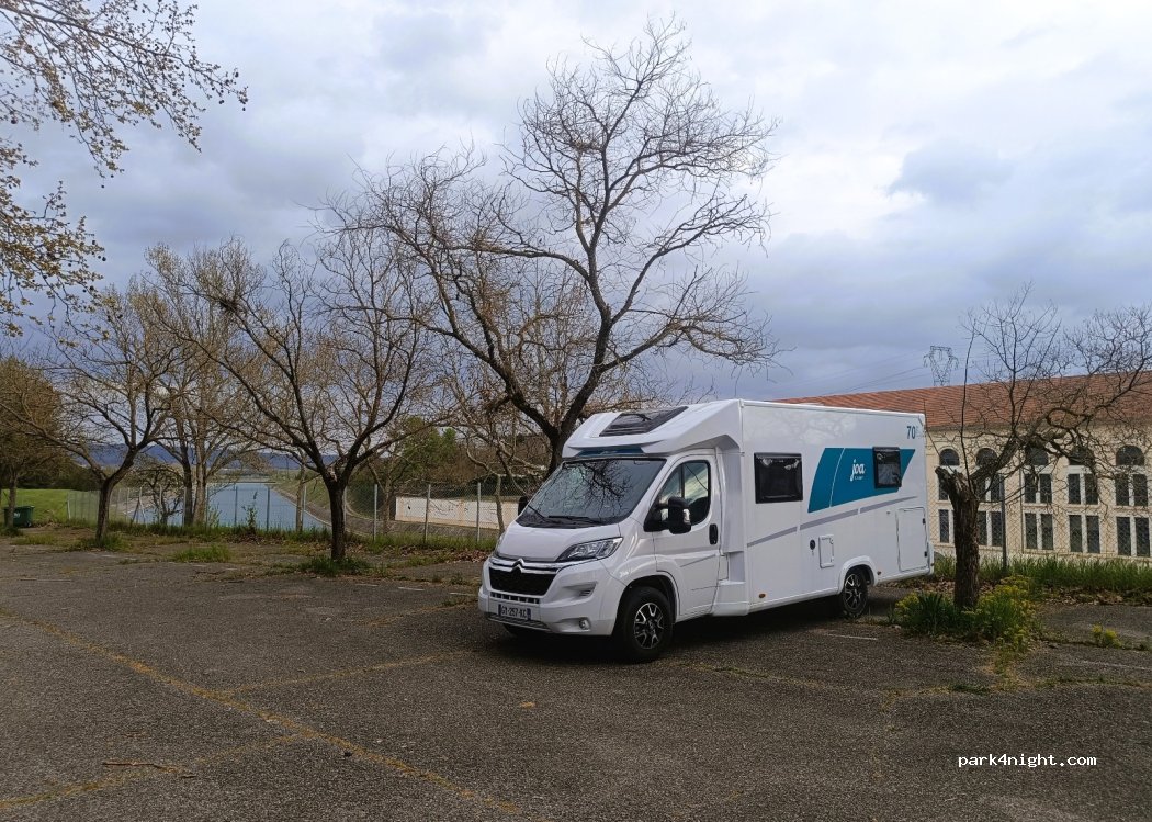 (04220) Sainte-Tulle - 2 Cité Haute de Sainte Tulle — foto 5