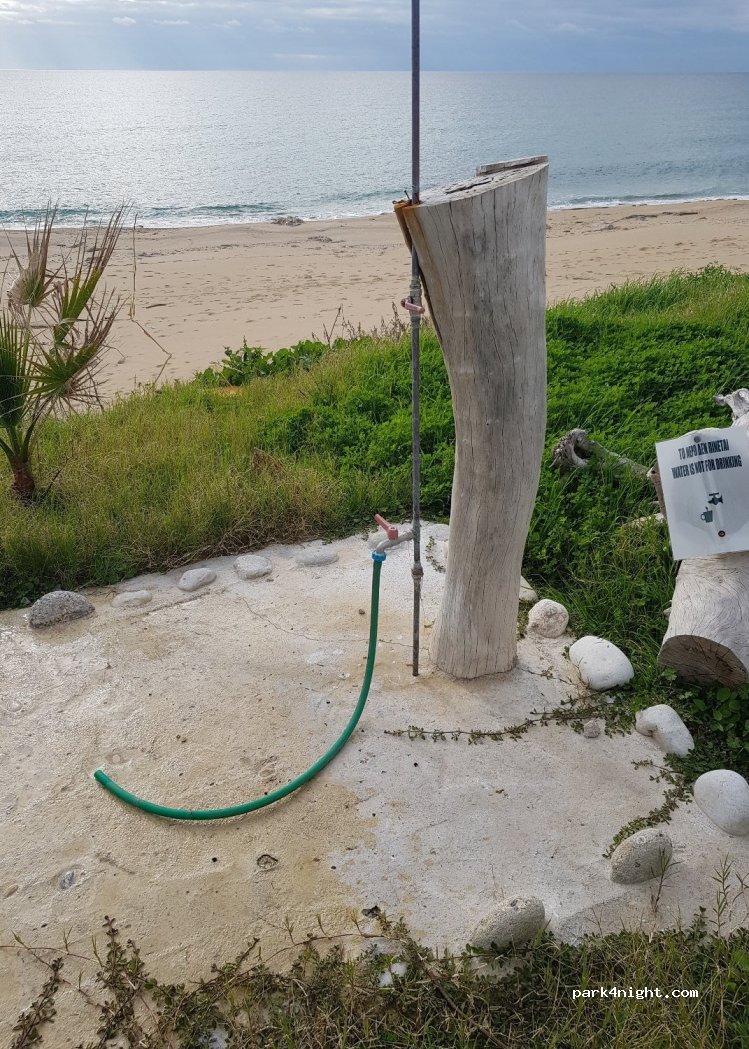 (480 62) Paralia - Unnamed Road — foto