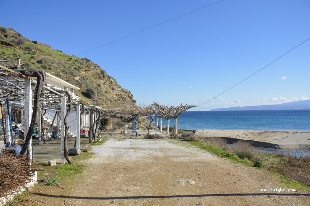 (340 01) Potami - Unnamed Road — foto 2