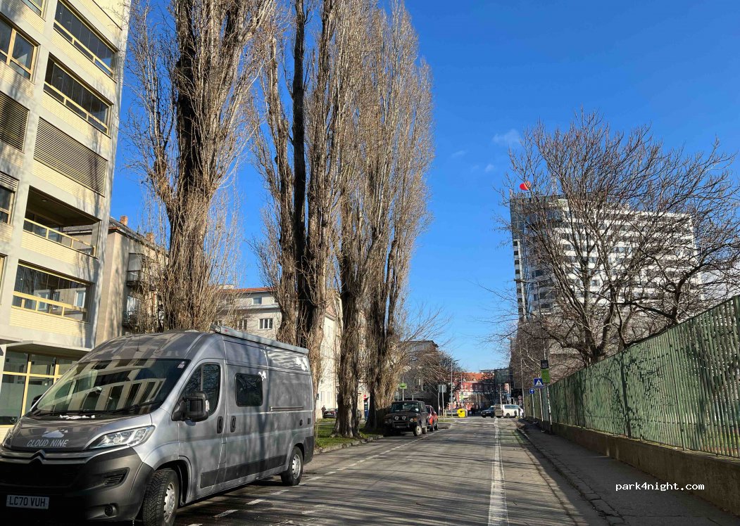 (821 08) Ružinov - 2 Metodova — foto 2