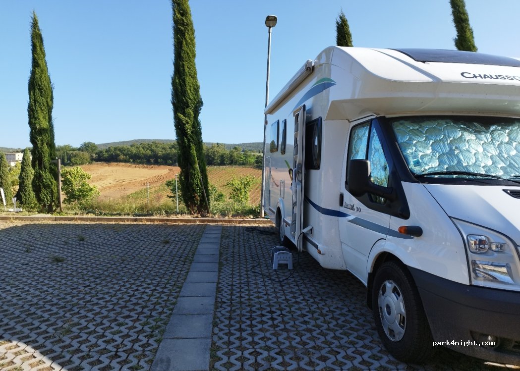 Area Sosta Camper - Monteriggioni — foto 4