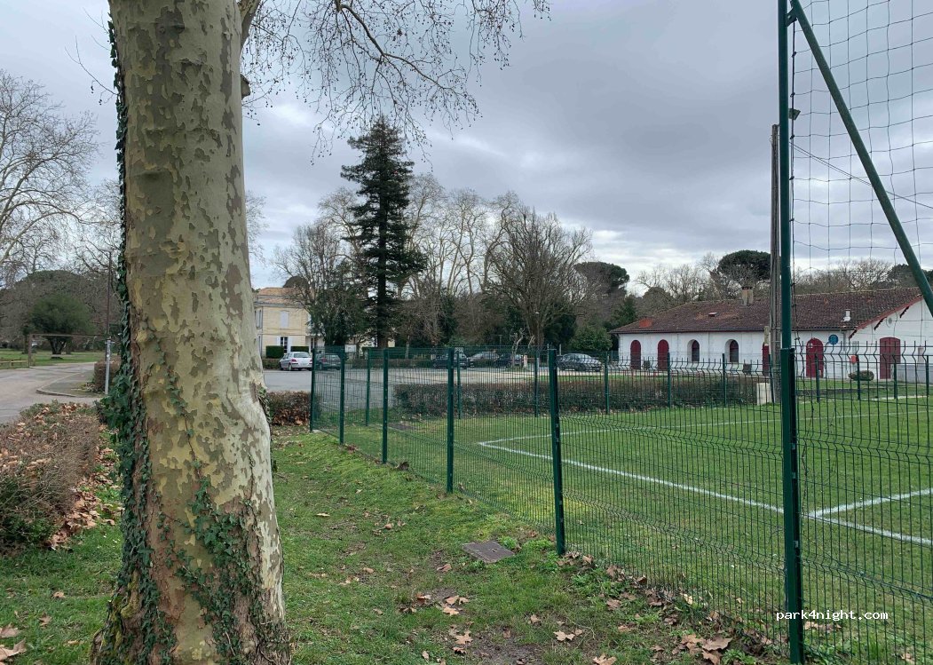 (33170) Gradignan - parc mandavit — foto 3