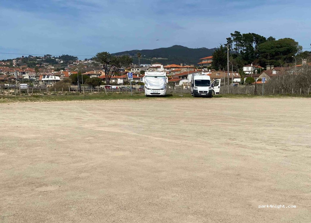(36370) Nigrán - 80 Avenida Praia America — foto 3