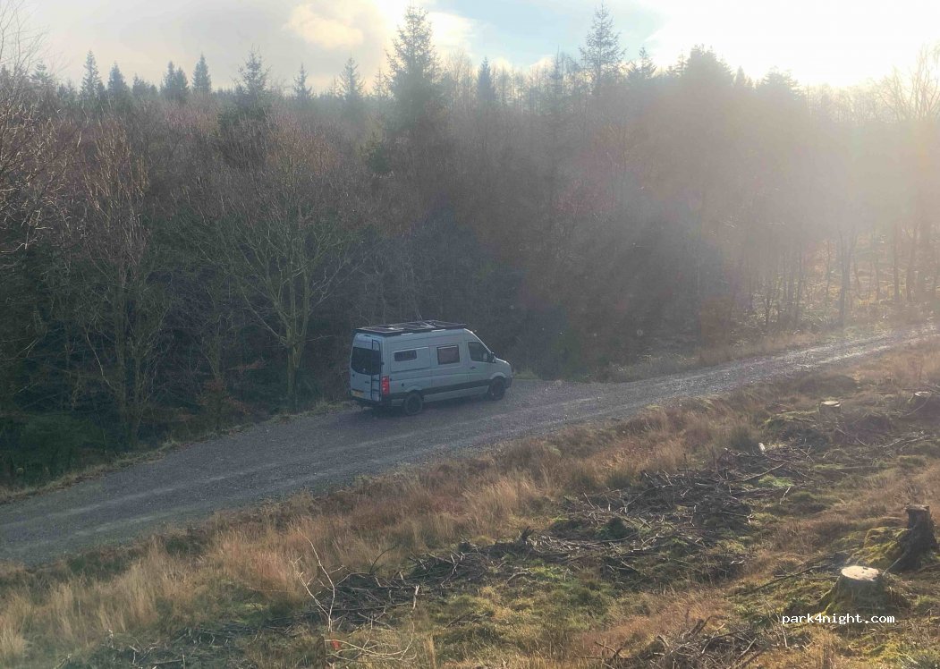 (DG7 3NQ) Parton - Unnamed Road — foto