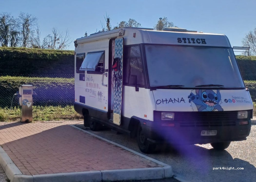 Area Sosta Camper Adria — foto 5