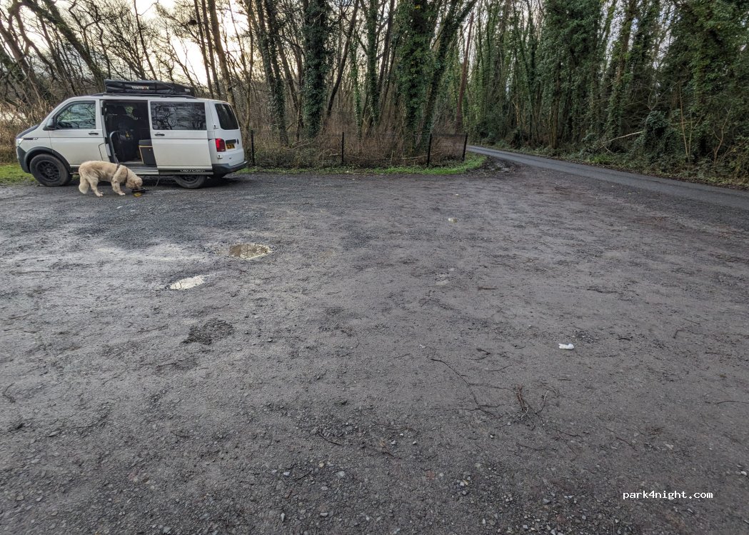 (BT74 4HN) Enniskillen - 16 Belview Road — foto