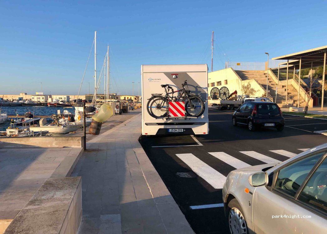 (73028) Otranto - 6 Via del Porto — foto 3