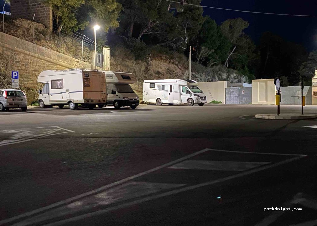 (73028) Otranto - 6 Via del Porto — foto 4