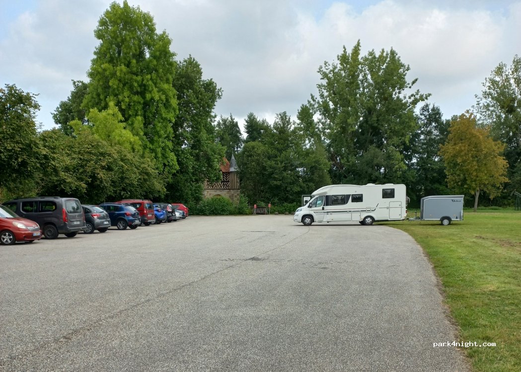 (14340) Crèvecœur-en-Auge - Vieux Château — foto 2